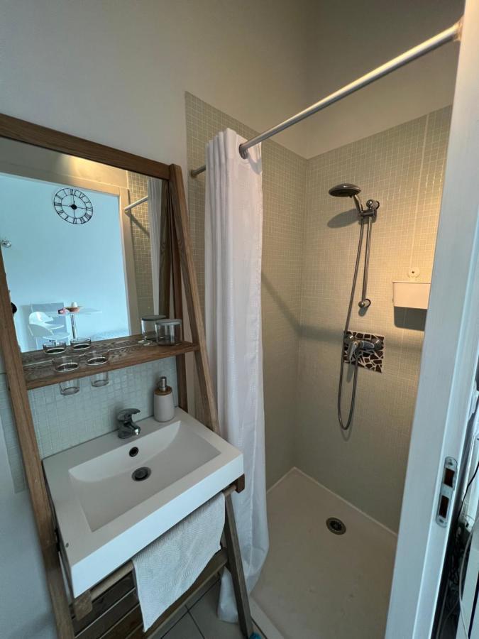 Apartment Riquet Independant Attenant A Capestang